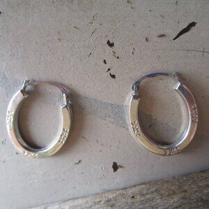 Vintage Israel 10K White Gold Oval Shape Hoop Earrings